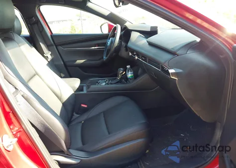 2019 Mazda Mazda3 z USA, uszkodzony, nr VIN JM1BPBJM0K1141004